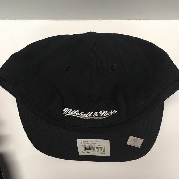 Black Boston Celtics fitted hat various sizes